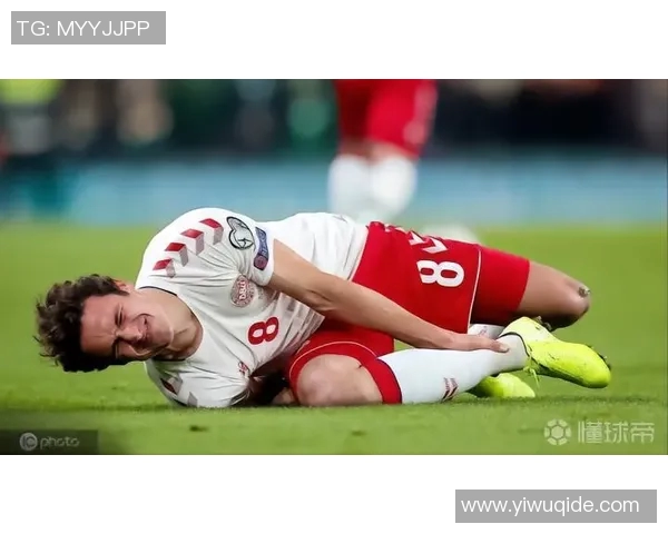 足球明星扭伤瞬间合集精彩回顾让你见证意外伤情的真实场景