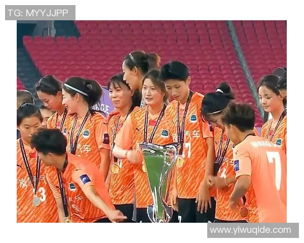 武汉足球明星最近离开了吗引发球迷热议与关注