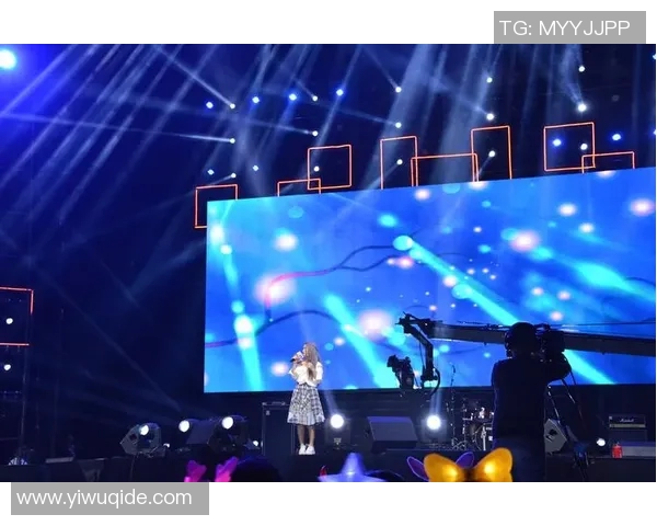 王岚的音乐旅程：从校园歌手到华语乐坛璀璨明星的成长故事