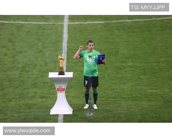 皇马迎战梅西亚期待强强对话球迷热情高涨助力球队争胜